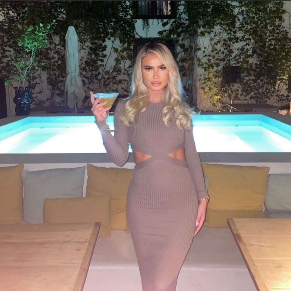 ZARA size M or S cut out stretchy dress blogger favorite